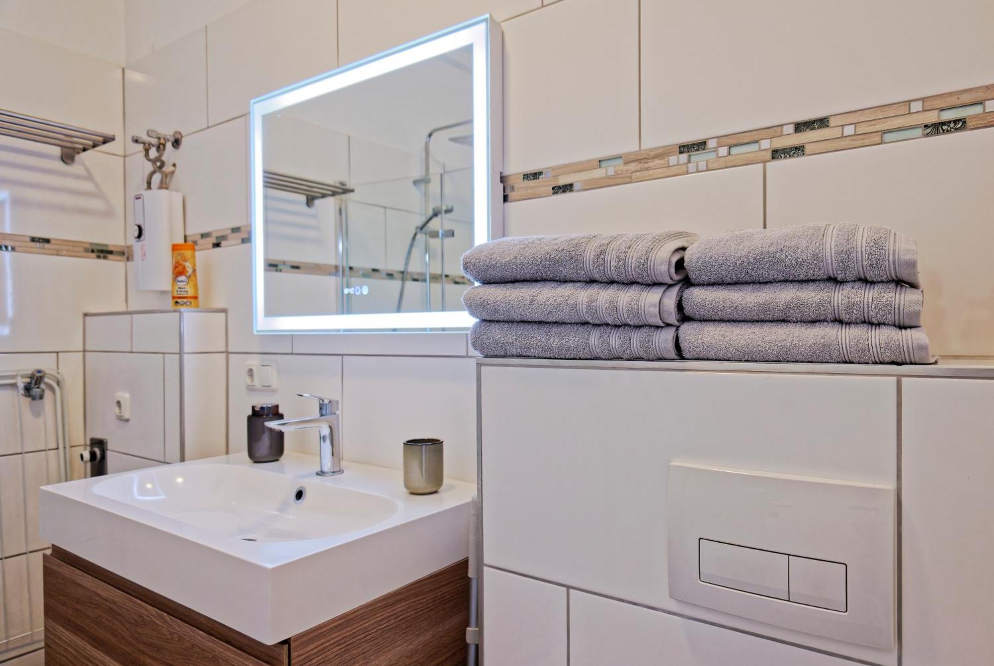 Modern Family Apartment In بامبرج المظهر الخارجي الصورة