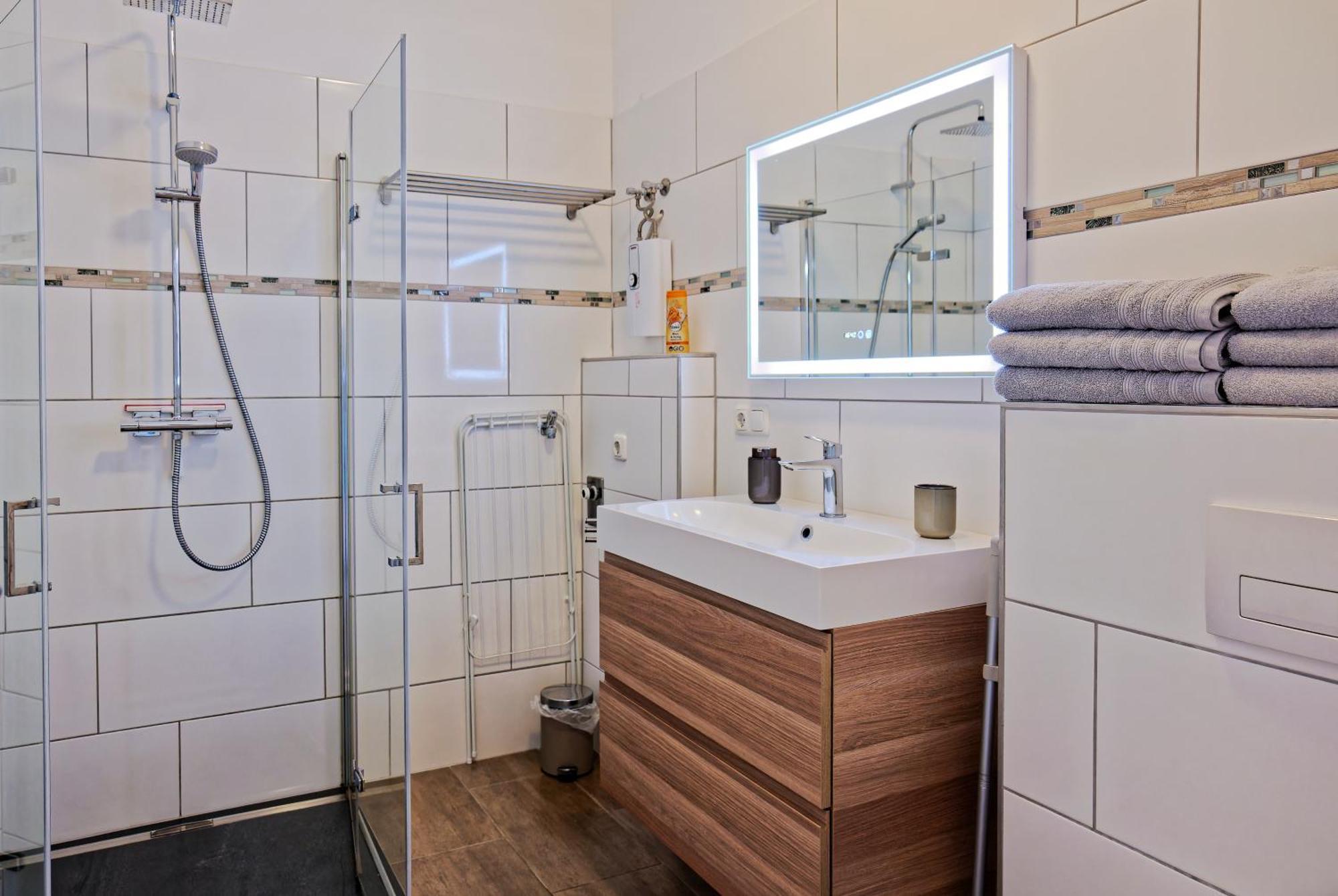 Modern Family Apartment In بامبرج المظهر الخارجي الصورة